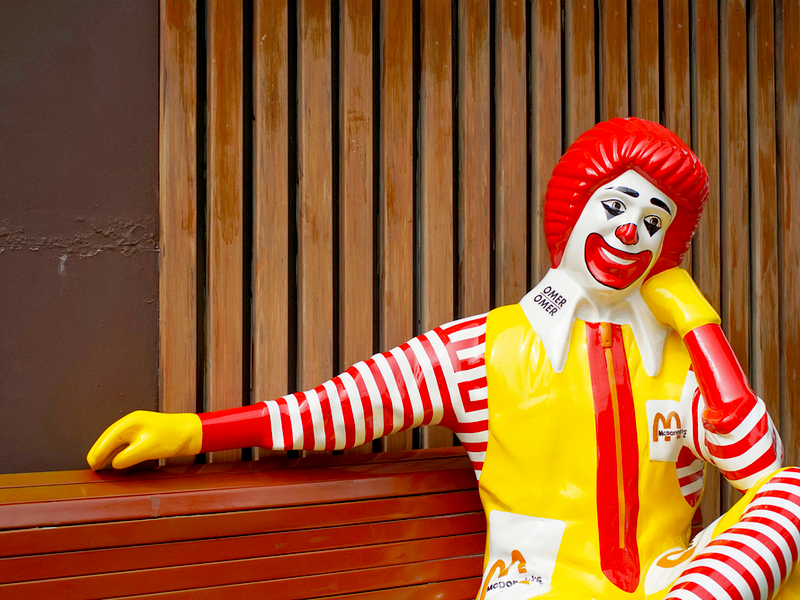 statue of Ronald McDonald